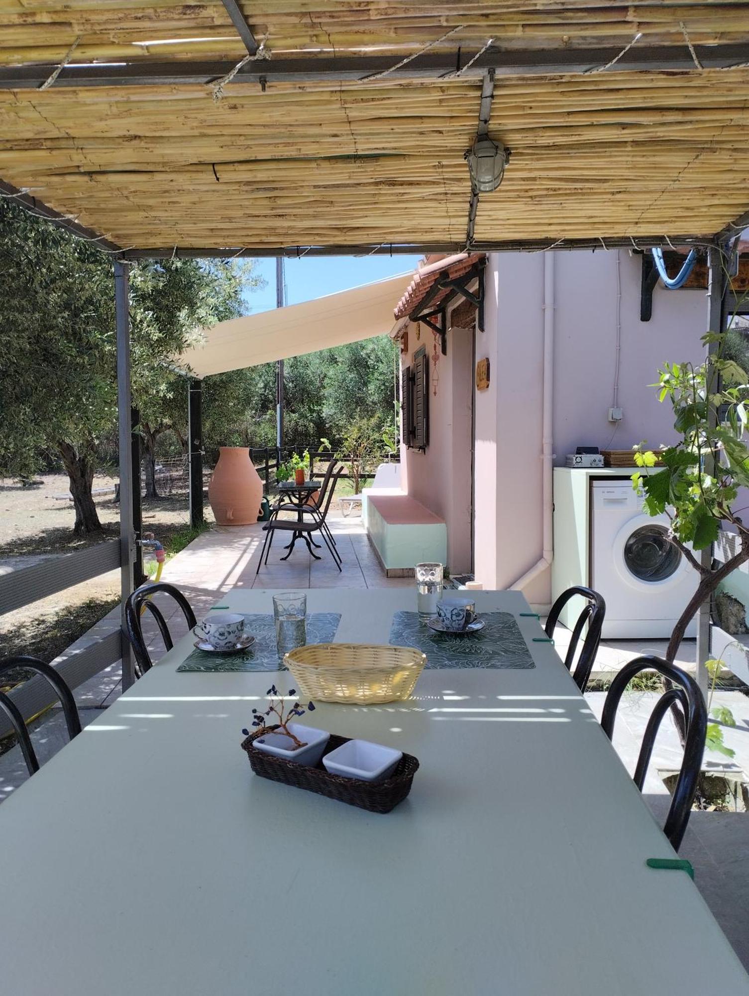 Olea Cottage Galatás 外观 照片