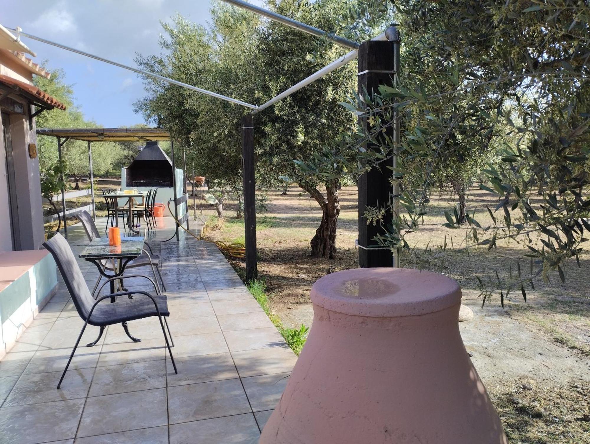 Olea Cottage Galatás 外观 照片