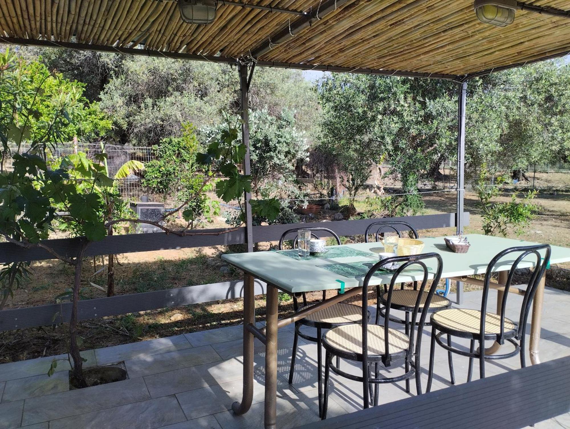 Olea Cottage Galatás 外观 照片